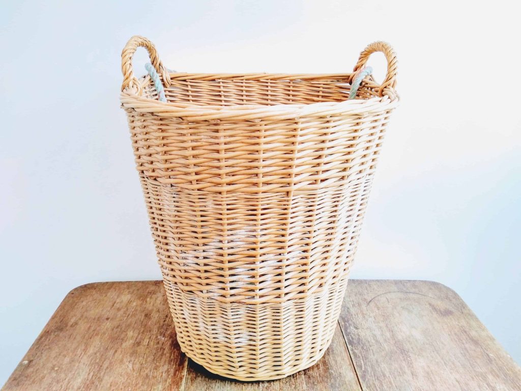 Vintage French large traditional garden handmade farmer apple harvest laundry wicker basket storage circa 1980-90’s