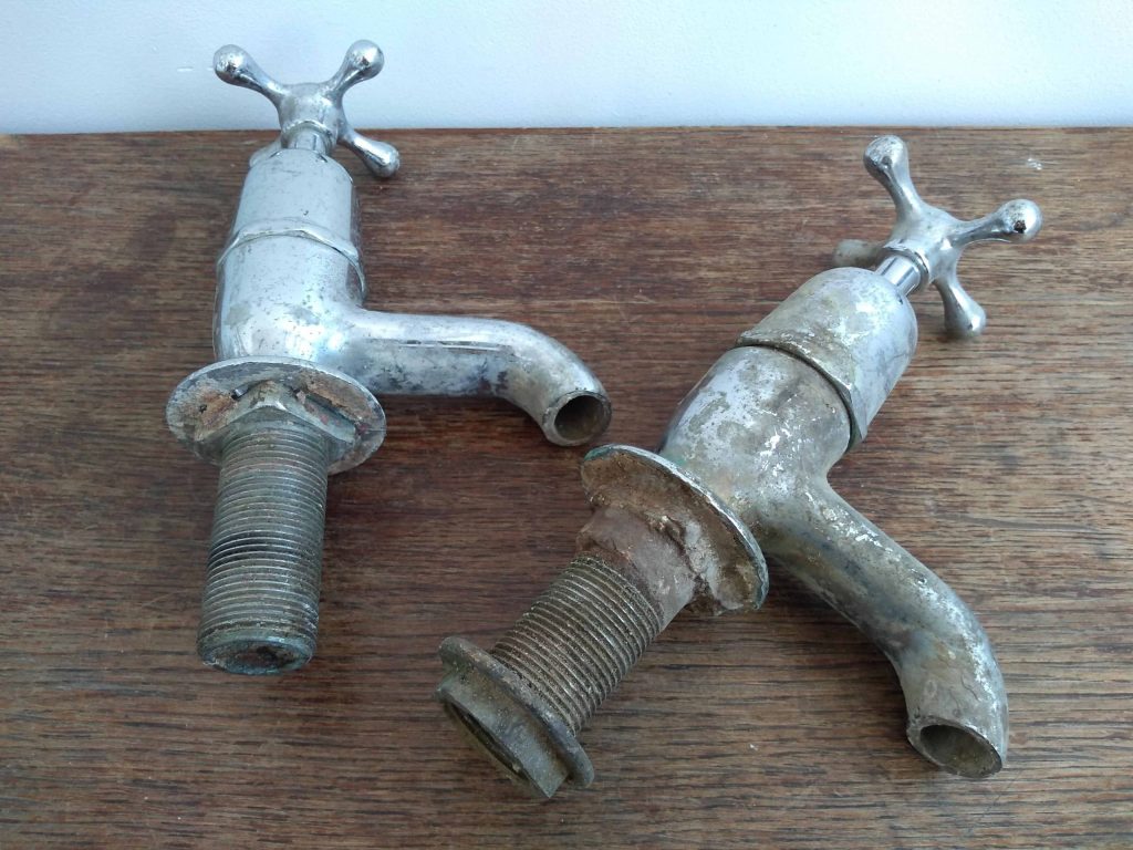 Vintage English Large Metal Kitchen Sink Bathroom Hot Cold Froid Chaud ...