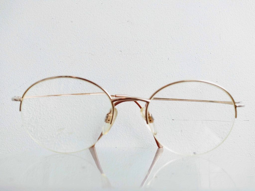 Vintage English thick lensed prescription glasses spectacles optical aids including case circa 1980-90’s