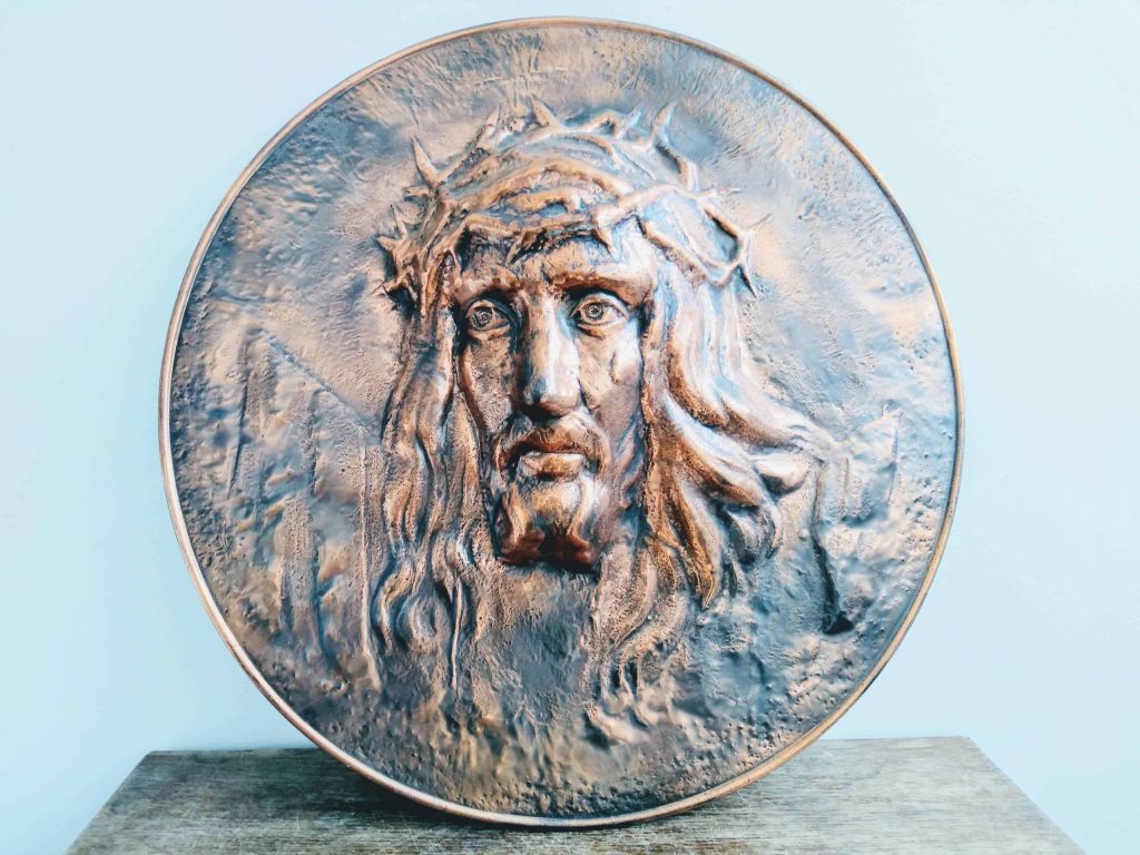 Vintage French Large Villedieu Copper Circular Plaque Of Jesus Christ With Crown Of Thorns Wall Hanging Gift circa 1960-70’s