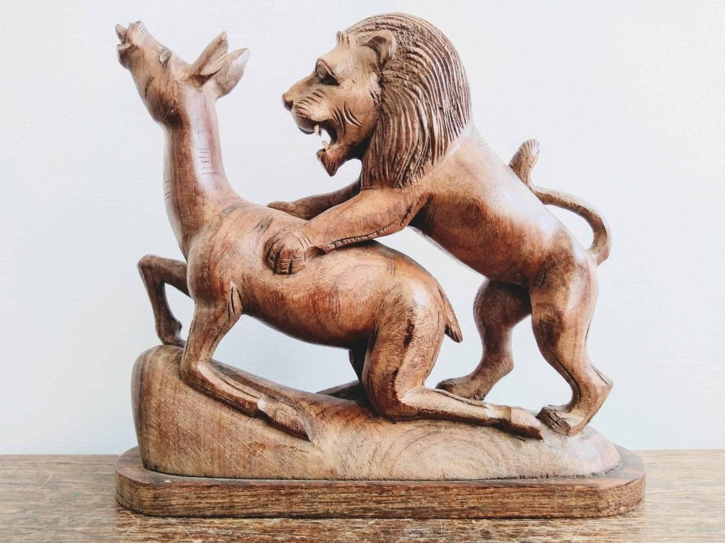 Antique English Wooden Wood Carved Lion And Dear Antelope Hunting Scene Decorative Figurine Ornament Decoration c1910-20’s