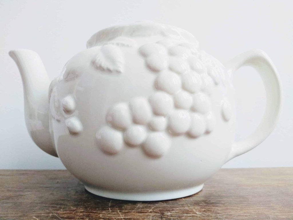 Vintage English Tea Pot Teapot White Fruit Grapes Blackberry Strawberry Apple Ceramic Ornament Serving Display c1970-80's