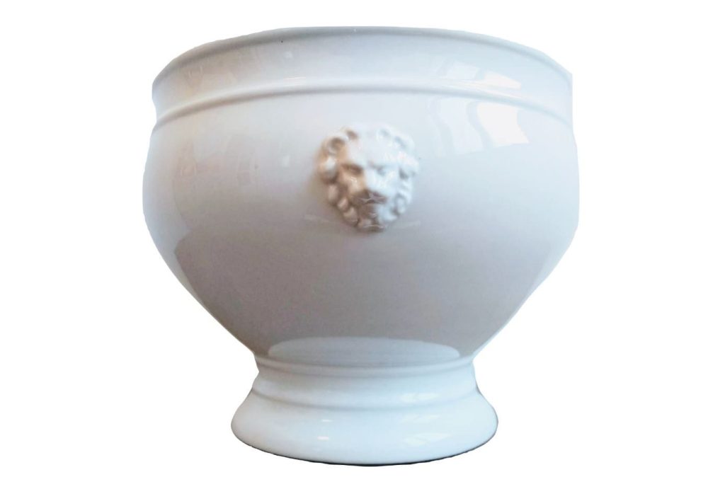Vintage French Normandy Ceramic White Large Terrine Onion Soup Bowl Lion Decor pot dish plate serving dining c1970-80’s 3