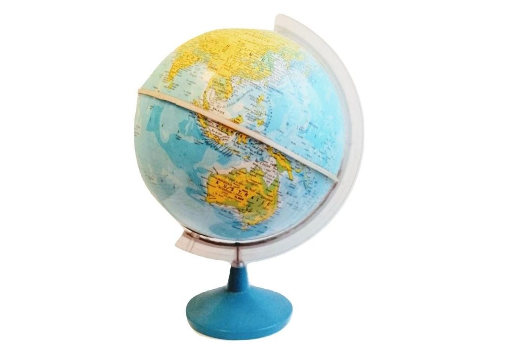 Vintage Italian French World Globe tabletop spinning planet earth decorative ornament desk study aid display c1970-80’s 2