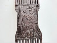 Alternative view of Vintage African Kissing Harvesting Wooden Wood Hair Comb Figurine Primitive Sculpture Carving Tribal Art Decor c1980-90's
