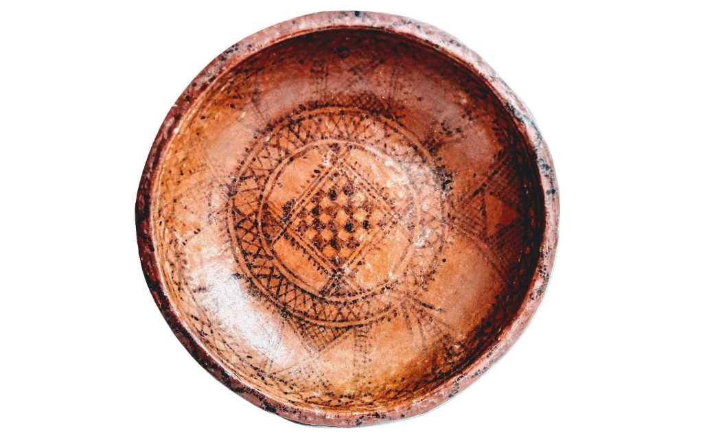 Antique Tunisian Nomadic Nomad Tribal Brown Serving Dish Plate Platter Ornament Decor Design Terracotta Pottery c1910’s