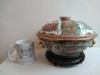Alternative view of Vintage Chinese Rose Medallion Ceramic Lidded Tureen Serving Fruit Large Plate Bowl Dish Table On Wooden Stand c1920-1930's
