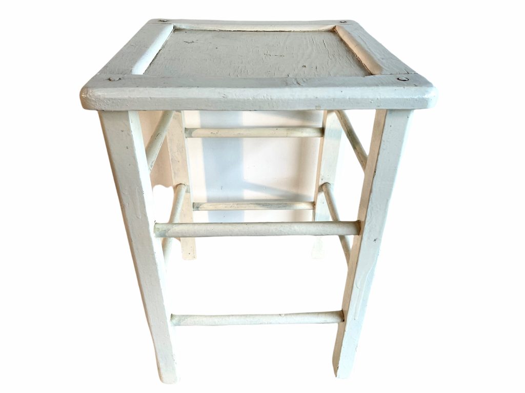 Vintage French White Stool Wooden Wood Kitchen Chair Seat Kitchen Table Farm Stand Plinth Display Flower Pot Stand circa 1950-60’s / EVE