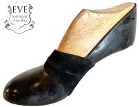 Vintage French Italian Prototype Designer Shoe On Wooden Form Wood Cobbler Maker Ornament Display Decor Mid Century Fashion c1950-60's / EVE