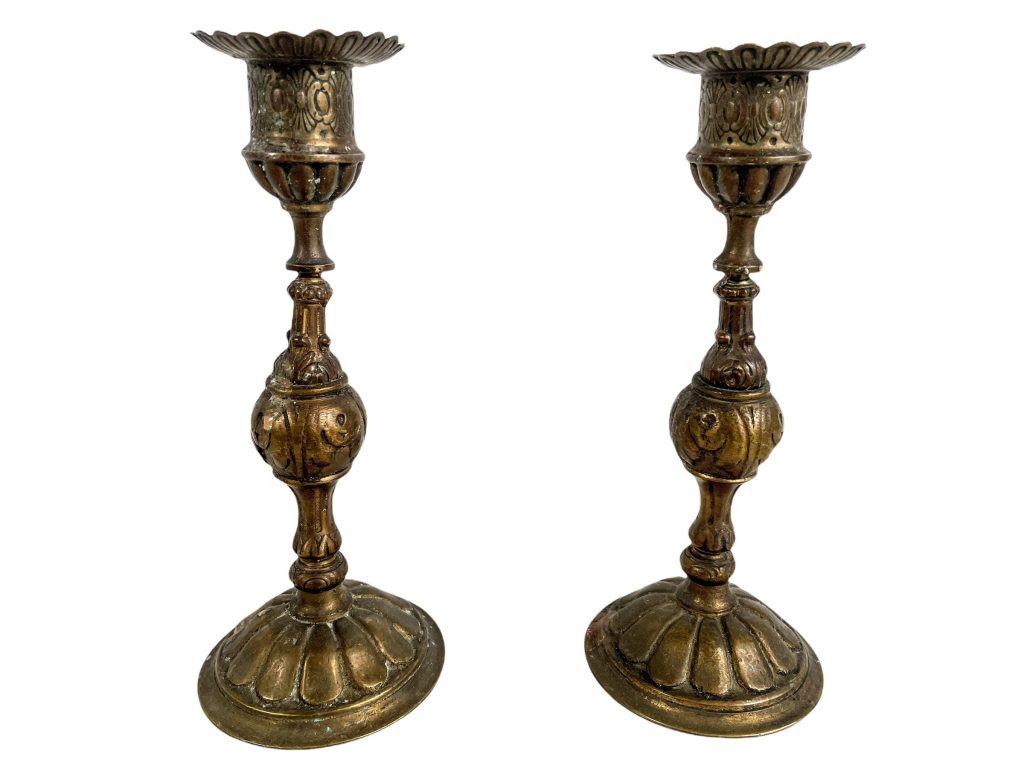 Vintage Indian Brass Metal Standing Regal Candle Candlestick Candelabra Stick Pedestal Ornament Stand Decor c1970’s / EVE