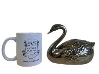 Alternative view of Vintage English Swan Silver Metal Napkin Serviette Holder serving table display presentation circa 1970-80's / EVE