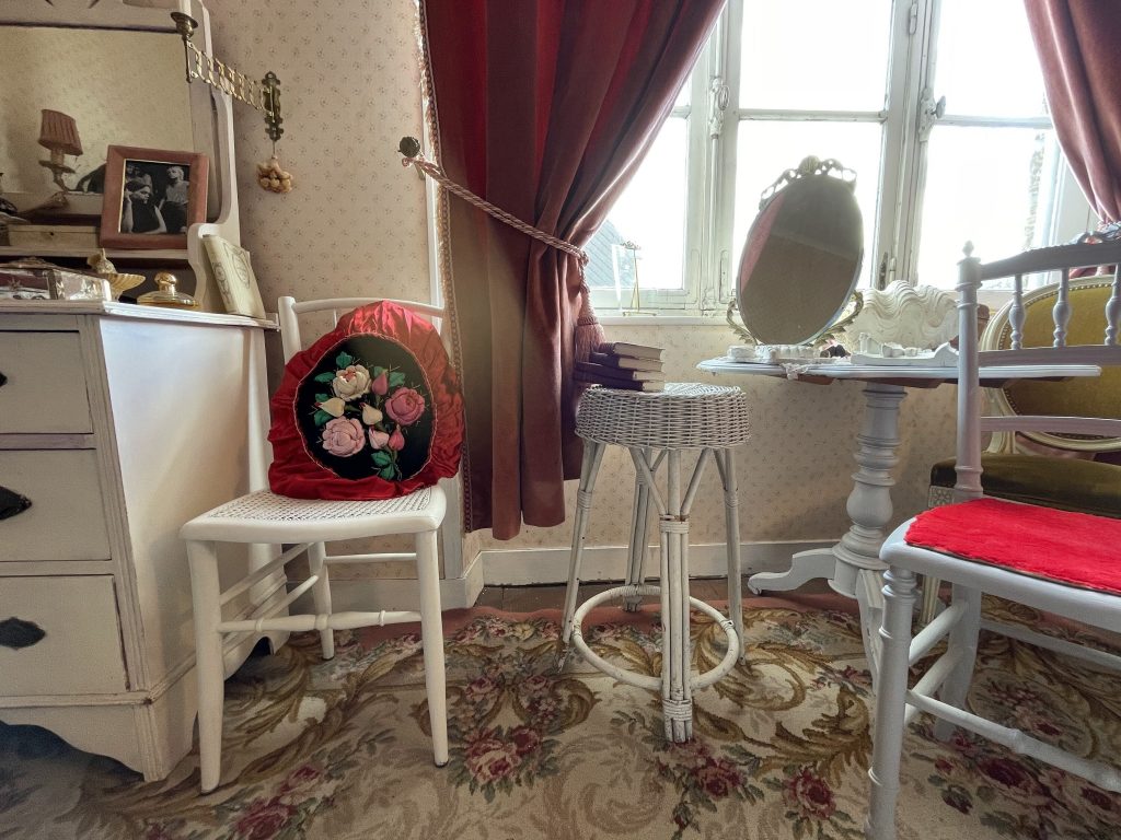 Vintage French 3D Rose Embellished Hand Made Satin Cased Fancy Round Cushion Pillow Cover Pillows Bed Chair Sofa circa 1980's