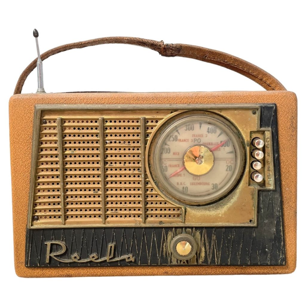 Vintage French Reela Vintage Battery Radio circa 1950’s