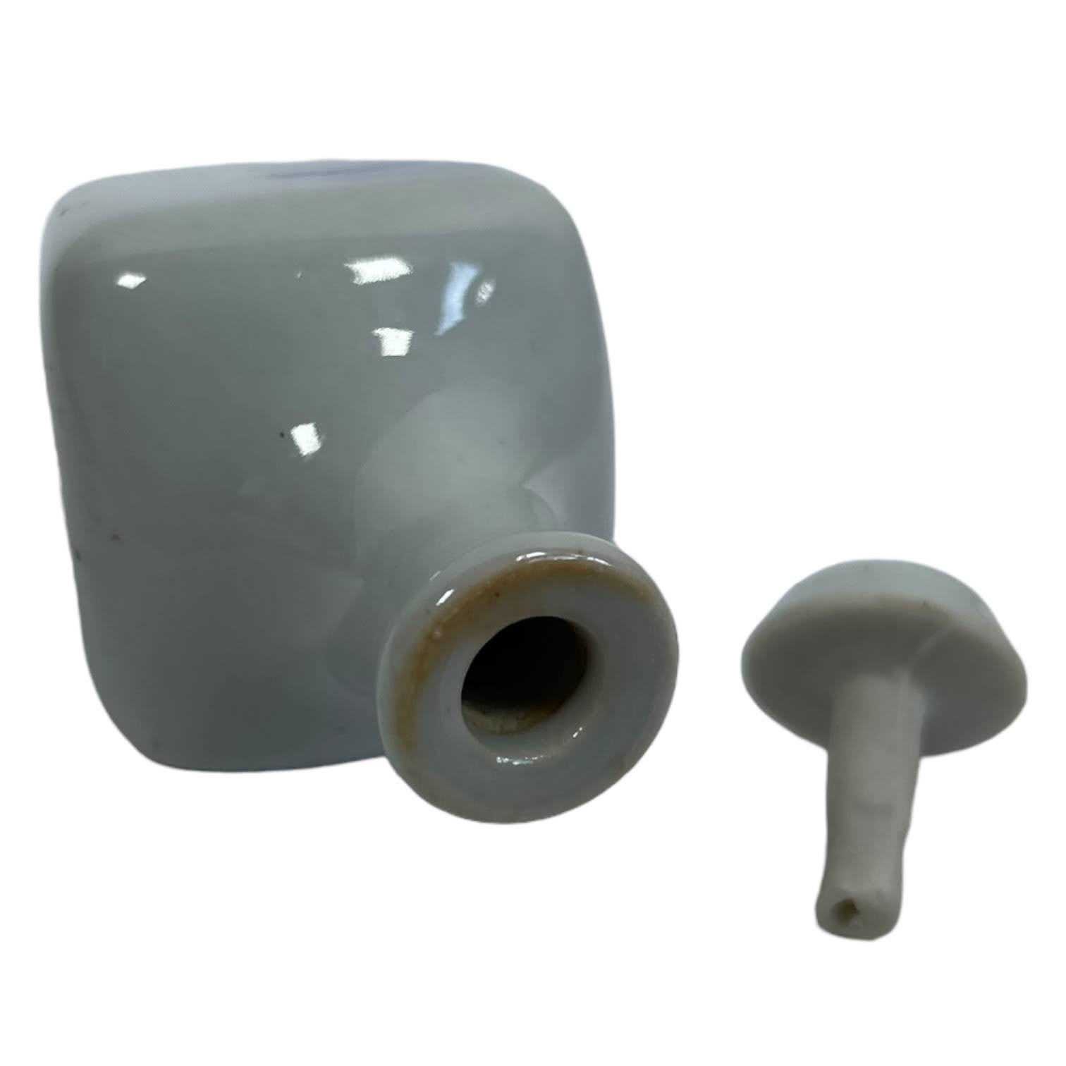 Vintage Chinese Snuff Smelling Salts Ceramic Small Bottle Holder White Apothecary Potion Traditional Medicine c1970-1980’s 3 Vintage Chinese Snuff Smelling Salts Ceramic Small Bottle Holder White Apothecary Potion Traditional Medicine c1970-1980's - Image 3