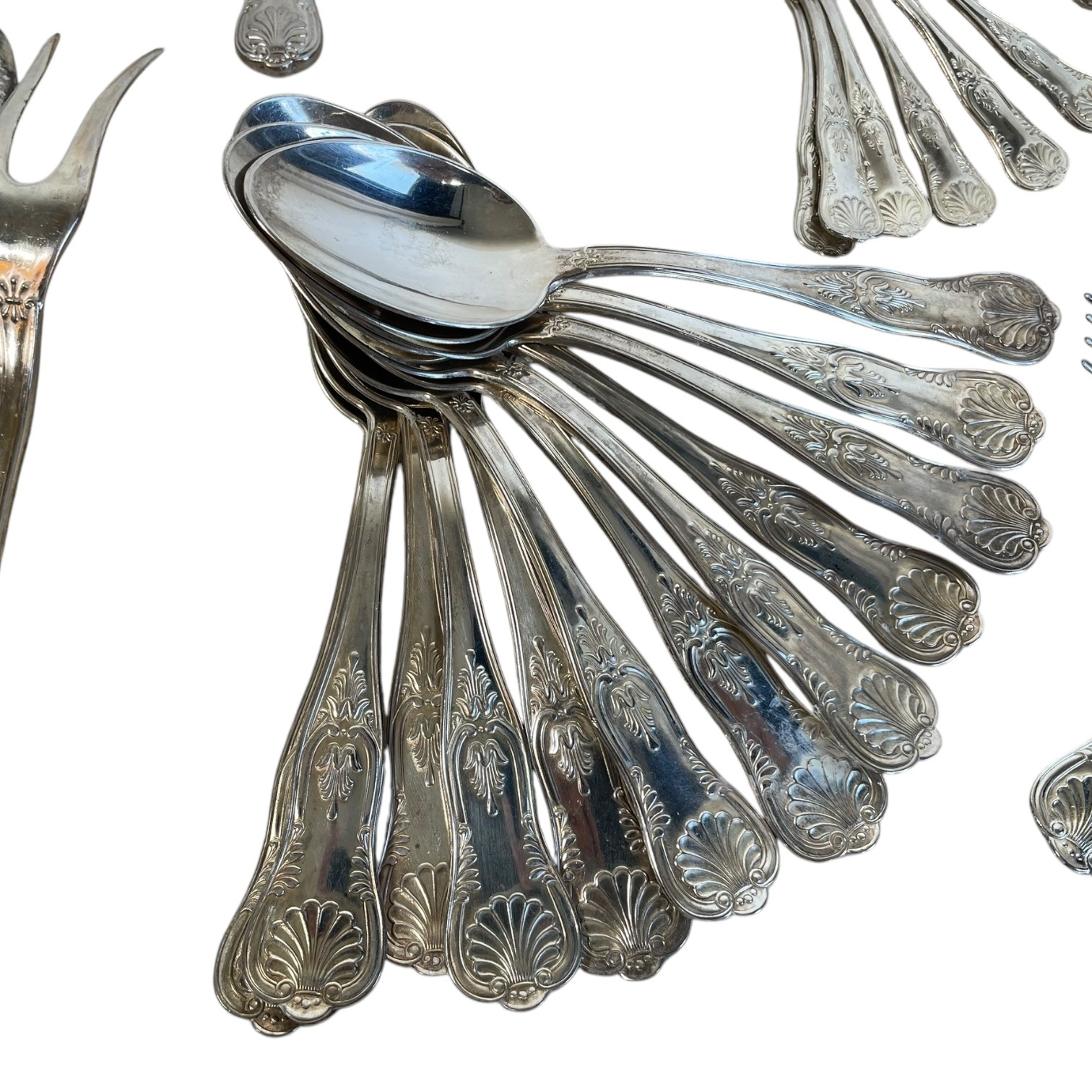 Vintage French Kings Queens Twelve Place Cutlery Set 12 Knifes Forks Spoons Teaspoons Ladle Cutlery Flatware Silverware c1970’s 4 Vintage French Kings Queens Twelve Place Cutlery Set 12 Knifes Forks Spoons Teaspoons Ladle Cutlery Flatware Silverware c1970's - Image 4
