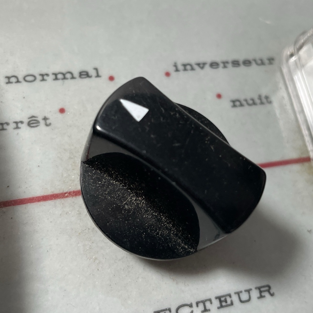 Vintage French Electrical Testing Equipment Meter Cased GN24 1960-70’s 4 Vintage French Electrical Testing Equipment Meter Cased GN24 1960-70's - Image 4