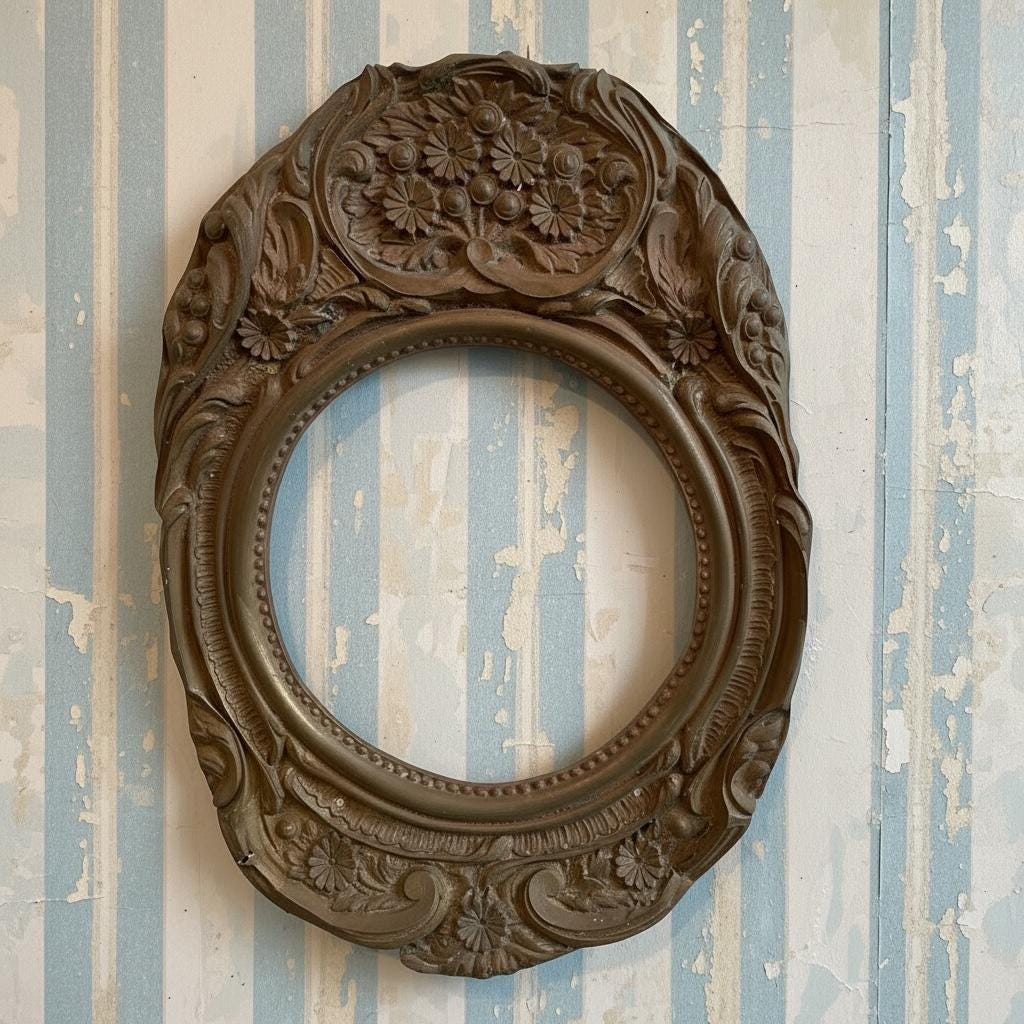 Antique French Art Nouveau Ornate Oval Brass Repoussé Frame with Florals 1900’s / EVE Antique French Art Nouveau Ornate Oval Brass Repoussé Frame with Florals 1900's / EVE