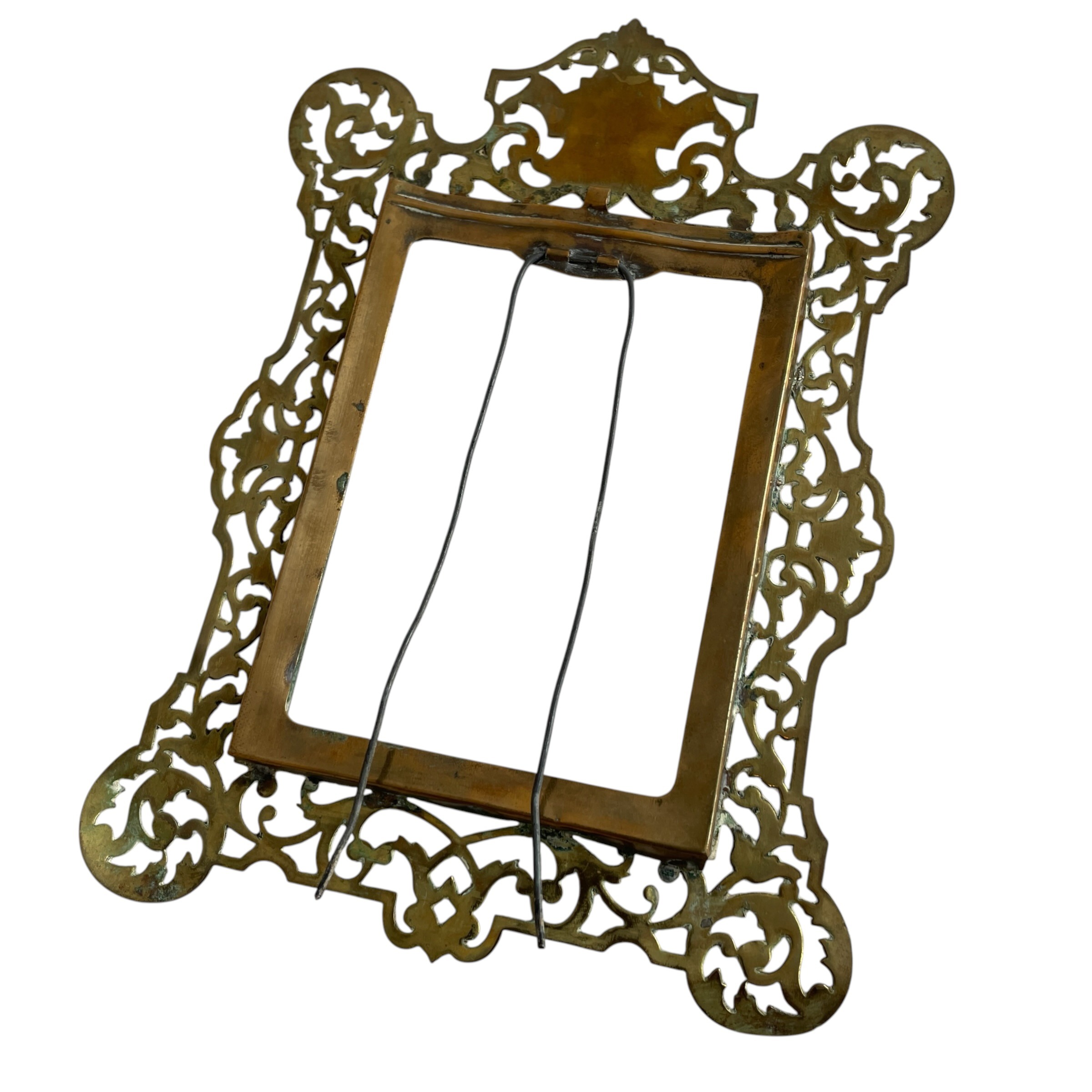 Antique French Ornate Pierced Brass Tabletop Picture Frame with Scrollwork for Decor circa 1900’s / EVE 7 Antique French Ornate Pierced Brass Tabletop Picture Frame with Scrollwork for Decor circa 1900's / EVE - Image 7